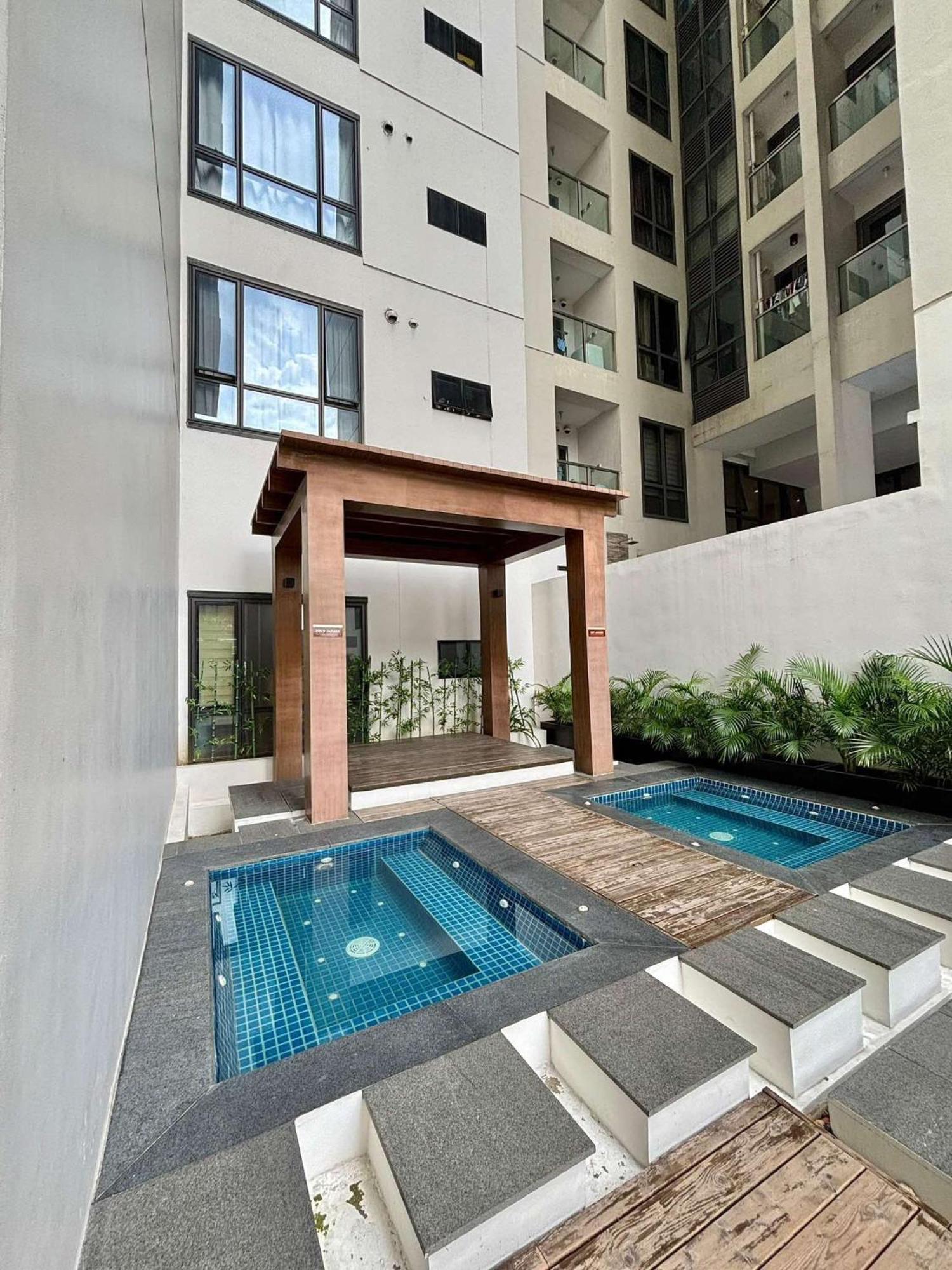 Greenbelt Hamilton Tower 1 Legazpi Makati City ภายนอก รูปภาพ
