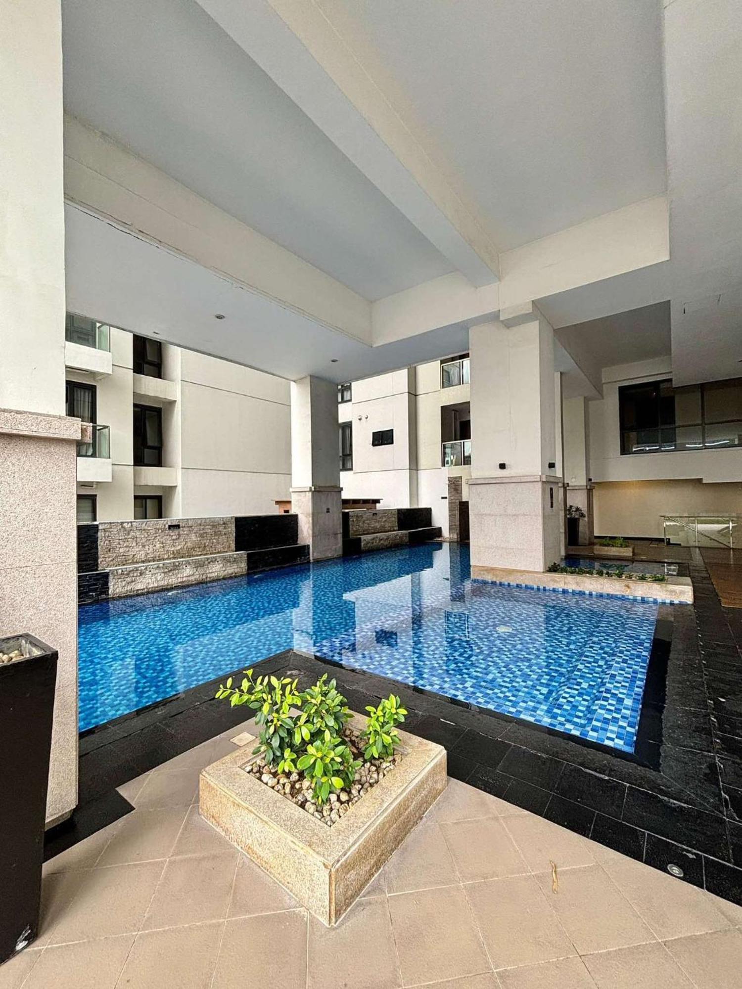 Greenbelt Hamilton Tower 1 Legazpi Makati City ภายนอก รูปภาพ