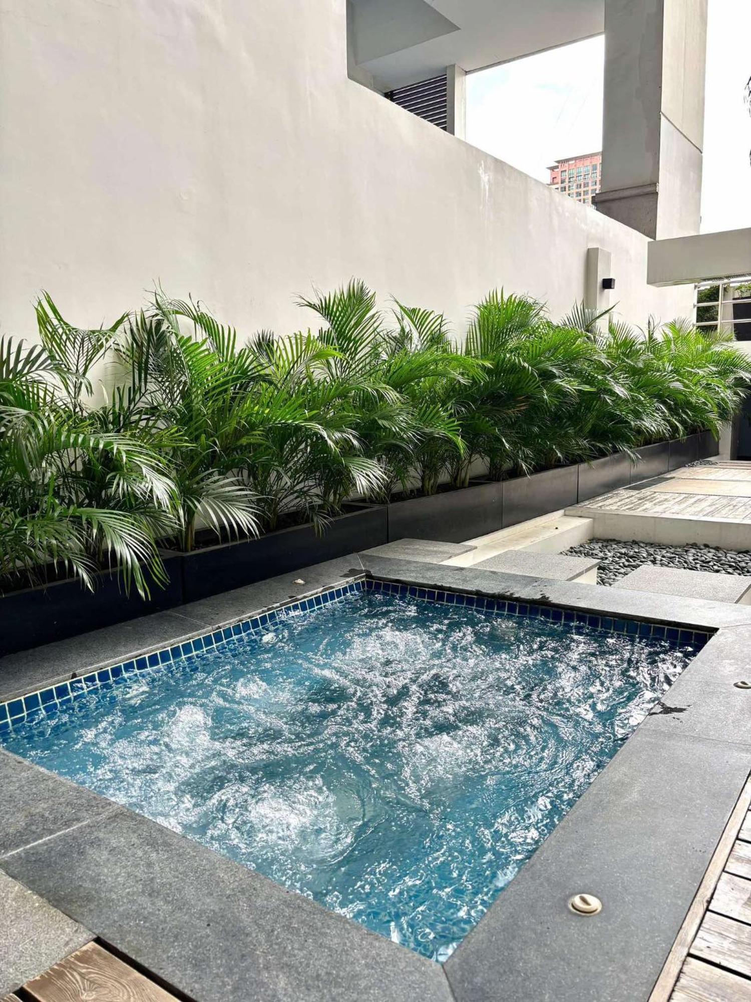 Greenbelt Hamilton Tower 1 Legazpi Makati City ภายนอก รูปภาพ