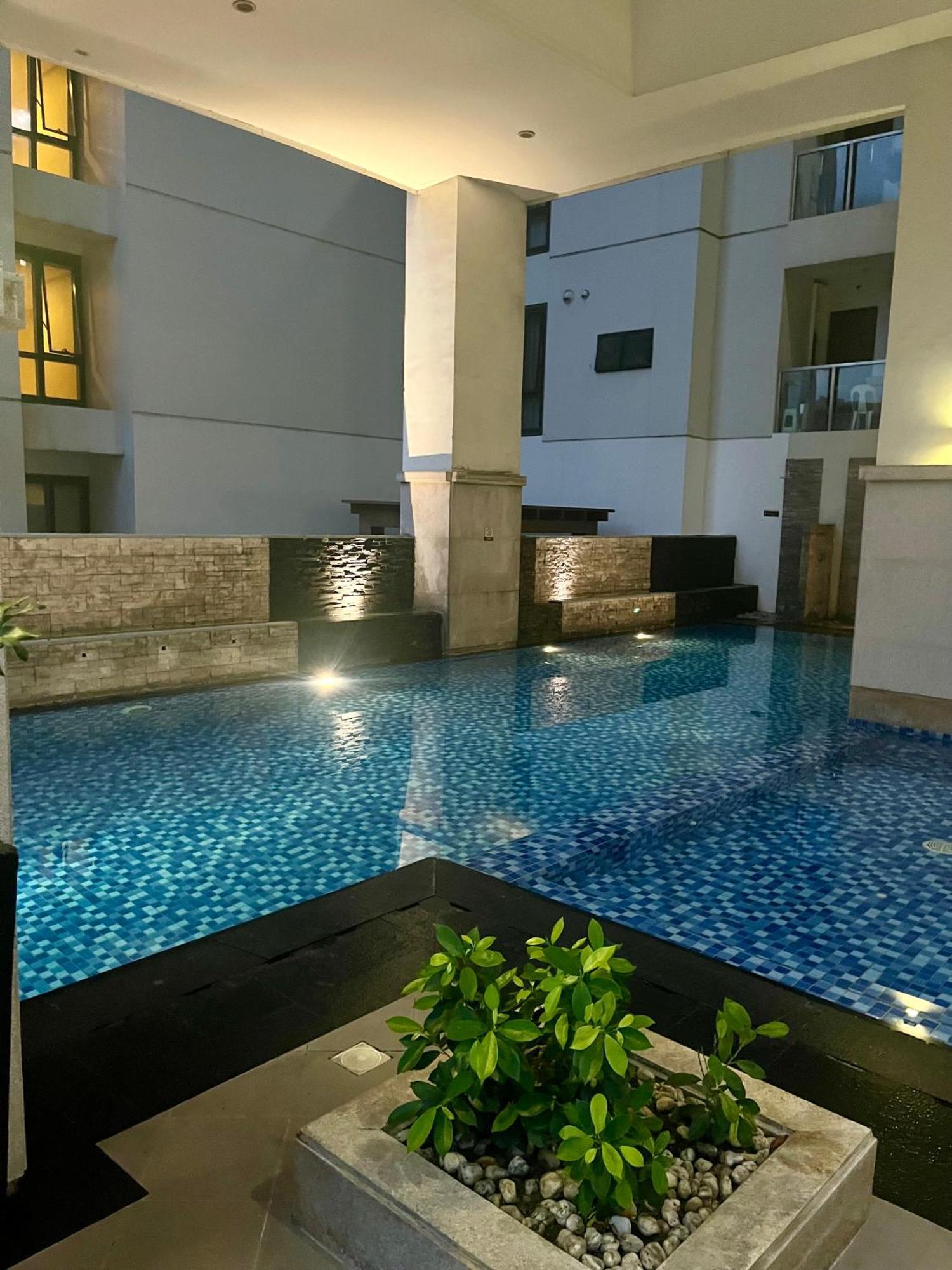 Greenbelt Hamilton Tower 1 Legazpi Makati City ภายนอก รูปภาพ