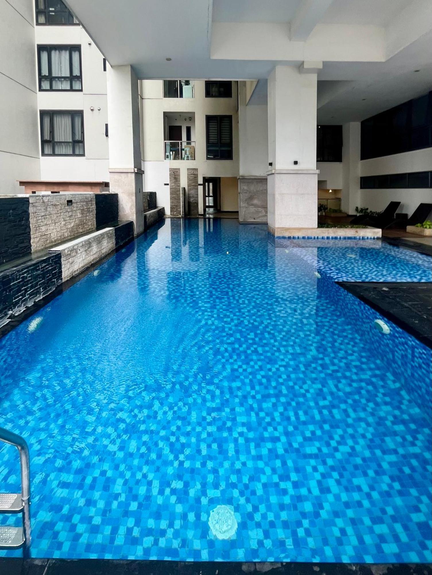 Greenbelt Hamilton Tower 1 Legazpi Makati City ภายนอก รูปภาพ